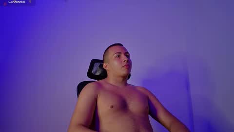 Donat Independent Model online show from January 21, 2:37 pm