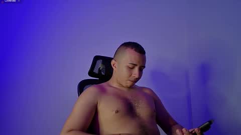 Donat Independent Model online show from March 6, 2:51 pm