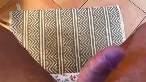 donde252101 online show from November 22, 11:53 am