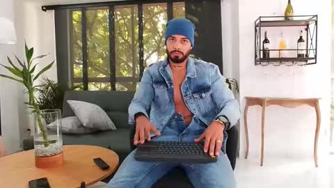 Victor online show from September 12, 3:23 pm