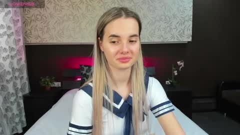 Snapshot of donnaaa_evans chatting on February 7, 4:06 am Donna On GMT2 Mon-Fri 3-9 AM online show from February 7, 4:06 am