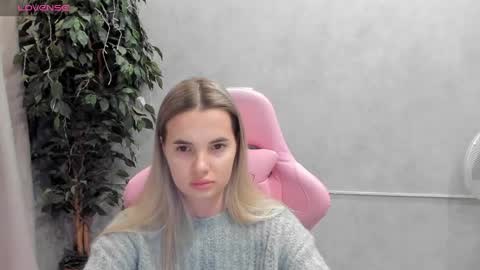 Donna On GMT2 Mon-Fri 3-9 AM online show from February 24, 12:09 am