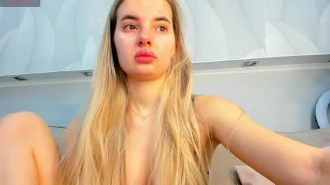 Donna On GMT2 Mon-Fri 3-9 AM online show from April 5, 12:52 am