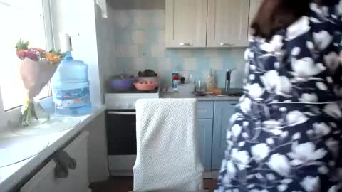 Tatiana 43 curvy sexy body and Joanna redhead 39 years online show from December 31, 8:37 am