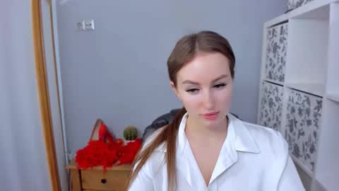 Snapshot of donnasensual chatting on November 2, 6:54 pm DonnaSensual online show from November 2, 6:54 pm