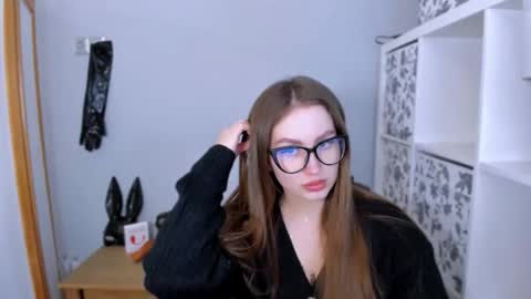 Snapshot of donnasensual chatting on January 7, 5:37 pm DonnaSensual online show from January 7, 5:37 pm