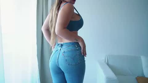 Donatella online show from March 17, 11:57 am