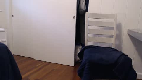 Snapshot of dontbringyourdramahere chatting on December 23, 2:56 am G online show from December 23, 2:56 am