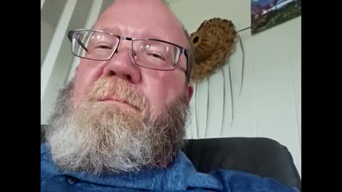 Snapshot of dontbringyourdramahere chatting on January 6, 2:37 am G online show from January 6, 2:37 am