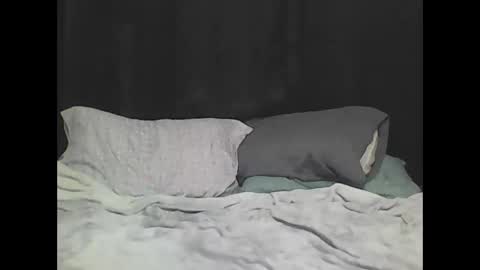 dontmakeitweird88 online show from February 22, 8:13 am