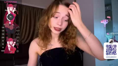 Nicole online show from November 9, 10:19 pm