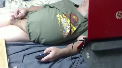 Snapshot of doouugcumming chatting on April 23, 8:33 pm cummingdoouug online show from April 23, 8:33 pm