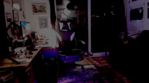 Snapshot of dopeleaf2 chatting on January 26, 10:35 pm dopeleaf2 online show from January 26, 10:35 pm
