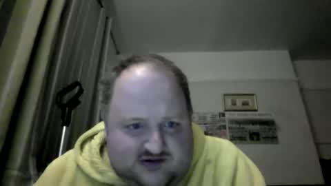 Snapshot of dopeyboboye chatting on January 9, 5:37 pm dopeyboboye online show from January 9, 5:37 pm