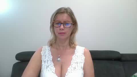 DoreenSexy online show from September 26, 7:18 pm