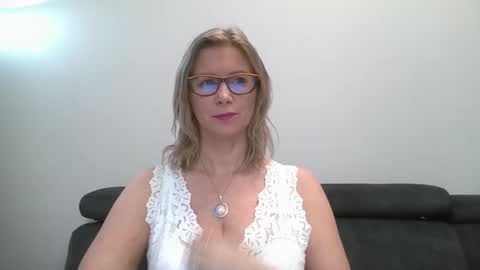 DoreenSexy online show from November 21, 10:03 am