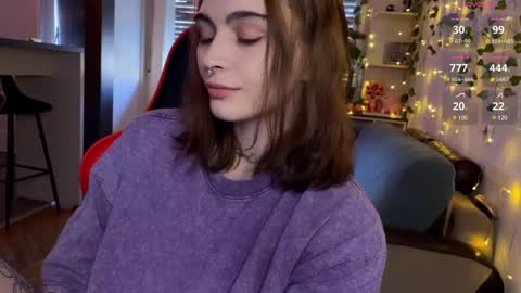 Alice online show from February 19, 2:34 pm