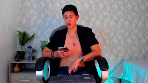 dorian_mystery online show from January 18, 8:31 am