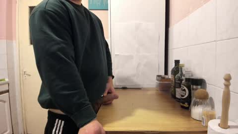 Snapshot of doriancretu95 chatting on January 20, 9:22 pm menu below online show from January 20, 9:22 pm