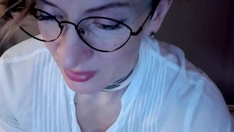 Snapshot of dorothy_meyer chatting on February 25, 5:28 am Dorothy Next stream on Monday at 3am-9am online show from February 25, 5:28 am