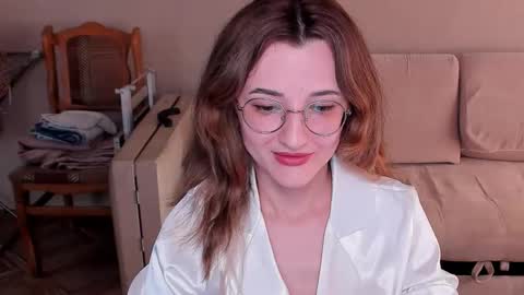 Snapshot of dorotty_ chatting on April 28, 2:27 am Your Dorotty online show from April 28, 2:27 am