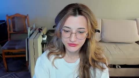 Snapshot of dorotty_ chatting on May 5, 1:24 am Your Dorotty online show from May 5, 1:24 am