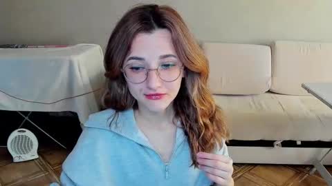 Snapshot of dorotty_ chatting on May 25, 1:00 am Your Dorotty online show from May 25, 1:00 am