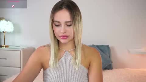 Amy online show from October 3, 11:29 am