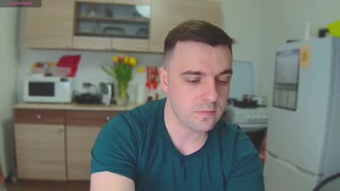 Snapshot of dosilasa chatting on March 10, 3:52 pm Sasha online show from March 10, 3:52 pm