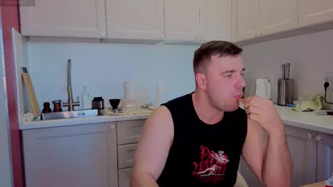 Snapshot of dosilasa chatting on September 29, 8:30 am Sasha online show from September 29, 8:30 am