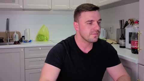 Snapshot of dosilasa chatting on October 5, 5:11 pm Sasha online show from October 5, 5:11 pm