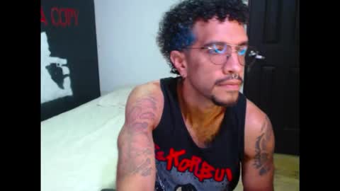 Snapshot of dostoyrodia_34 chatting on January 18, 12:47 am will online show from January 18, 12:47 am