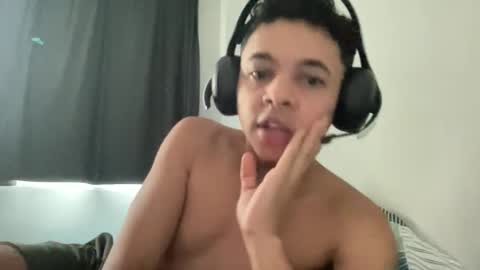 dotadinha online show from February 23, 1:30 pm