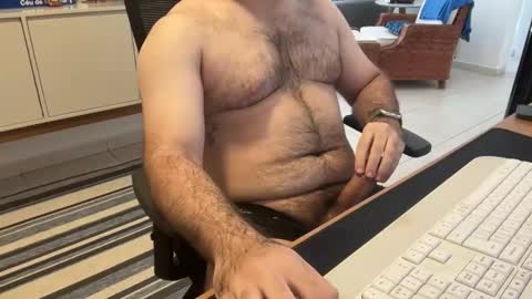 Snapshot of dotado_put chatting on March 13, 12:01 pm dotado_put online show from March 13, 12:01 pm