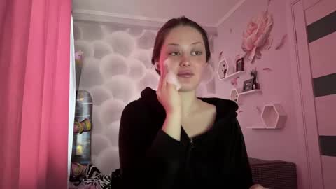 dotharlow online show from March 30, 9:27 pm