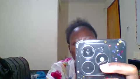 Snapshot of dottletop chatting on February 3, 4:41 pm dottletop online show from February 3, 4:41 pm