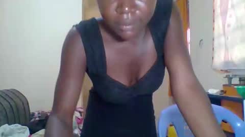 Snapshot of dottletop chatting on February 11, 6:19 am dottletop online show from February 11, 6:19 am