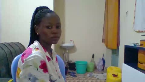 Snapshot of dottletop chatting on February 15, 7:06 pm dottletop online show from February 15, 7:06 pm