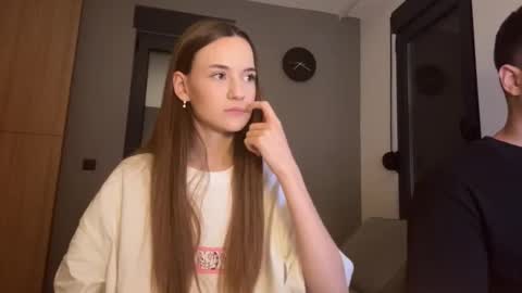 Alice and Mark online show from October 14, 7:03 pm