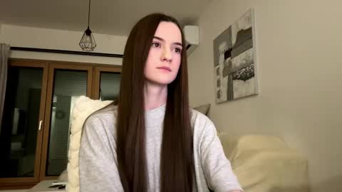 Alice and Mark online show from March 7, 1:13 am