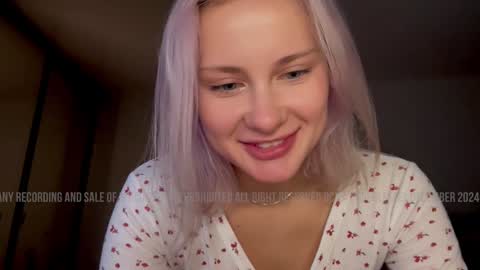 Snapshot of doublecuties chatting on December 9, 2:34 am Lana Eva dont forget to give us a thumb up online show from December 9, 2:34 am
