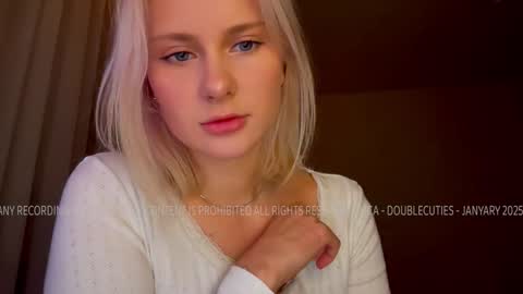 Snapshot of doublecuties chatting on January 10, 5:02 pm Lana Eva dont forget to give us a thumb up online show from January 10, 5:02 pm