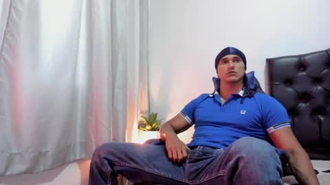 Snapshot of doublefun24 chatting on June 17, 11:12 am Isabella and Alessandro online show from June 17, 11:12 am