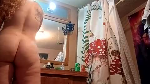 doubravaghost87 online show from June 1, 10:55 pm