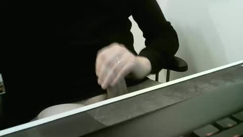 Snapshot of doudoudou1 chatting on March 13, 8:37 pm doudoudou online show from March 13, 8:37 pm