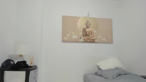 Snapshot of douglas_dotado chatting on February 4, 5:24 am douglas_dotado online show from February 4, 5:24 am