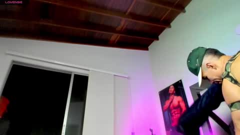 Snapshot of douglassafado chatting on January 5, 9:05 am Douglas Safado online show from January 5, 9:05 am