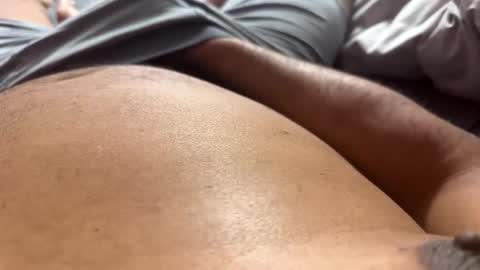 Snapshot of down4hairy chatting on February 23, 11:29 am down4hairy online show from February 23, 11:29 am