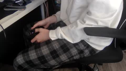 daddy online show from April 4, 10:51 pm