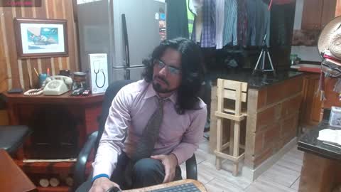 Snapshot of dr_simon84 chatting on December 24, 2:10 am Dr Simon online show from December 24, 2:10 am
